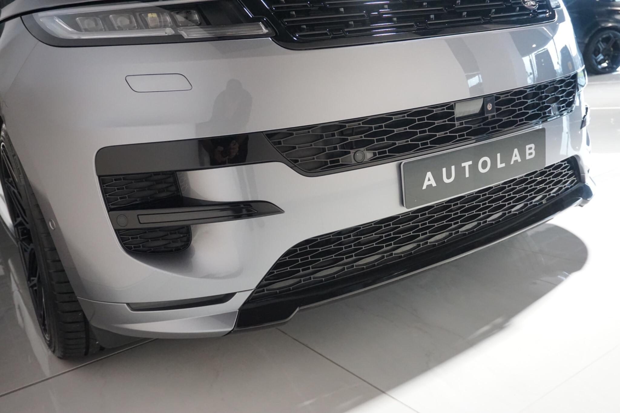 Land Rover Range Rover Sport 3.0 D300 MHEV Stealth Edition SUV 5dr Diesel Auto 4WD Euro 6 (s/s) (300 ps)